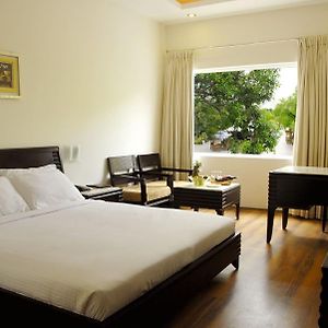 Lahari Resorts